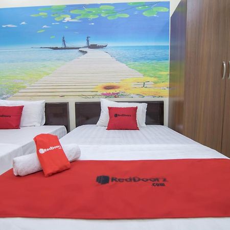 Reddoorz Near Hanoi Railway Station מראה חיצוני תמונה