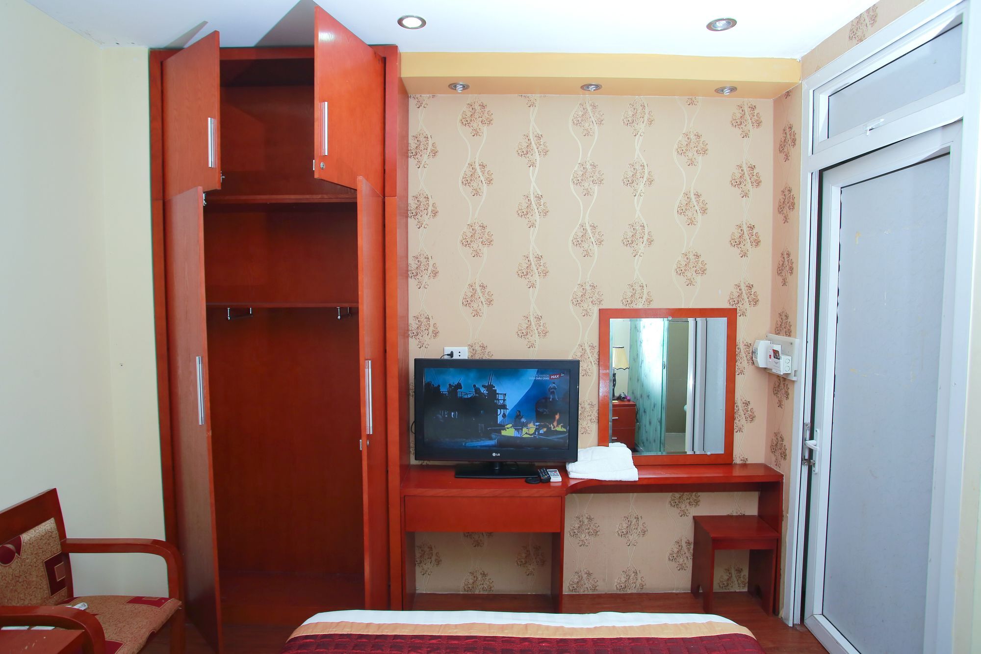 Reddoorz Near Hanoi Railway Station מראה חיצוני תמונה