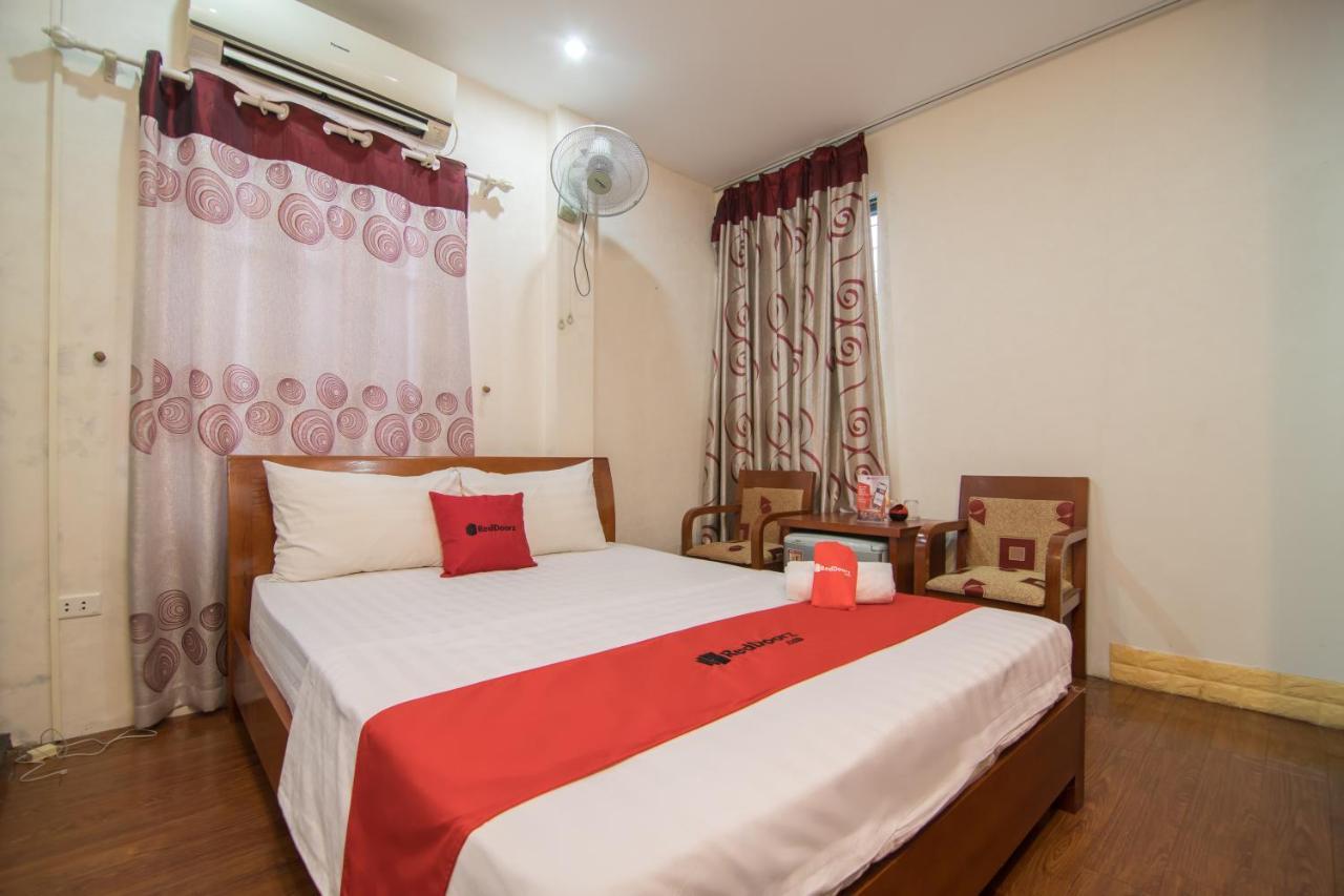 Reddoorz Near Hanoi Railway Station מראה חיצוני תמונה