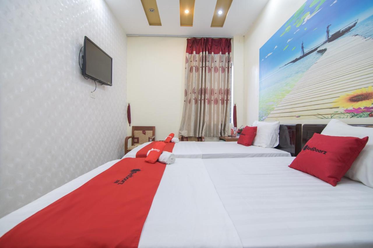 Reddoorz Near Hanoi Railway Station מראה חיצוני תמונה