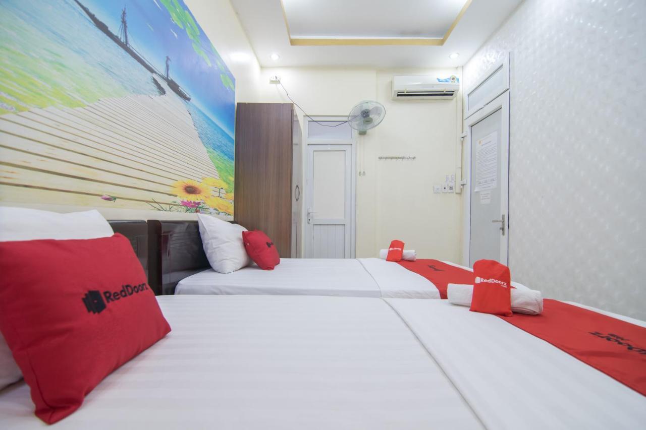 Reddoorz Near Hanoi Railway Station מראה חיצוני תמונה