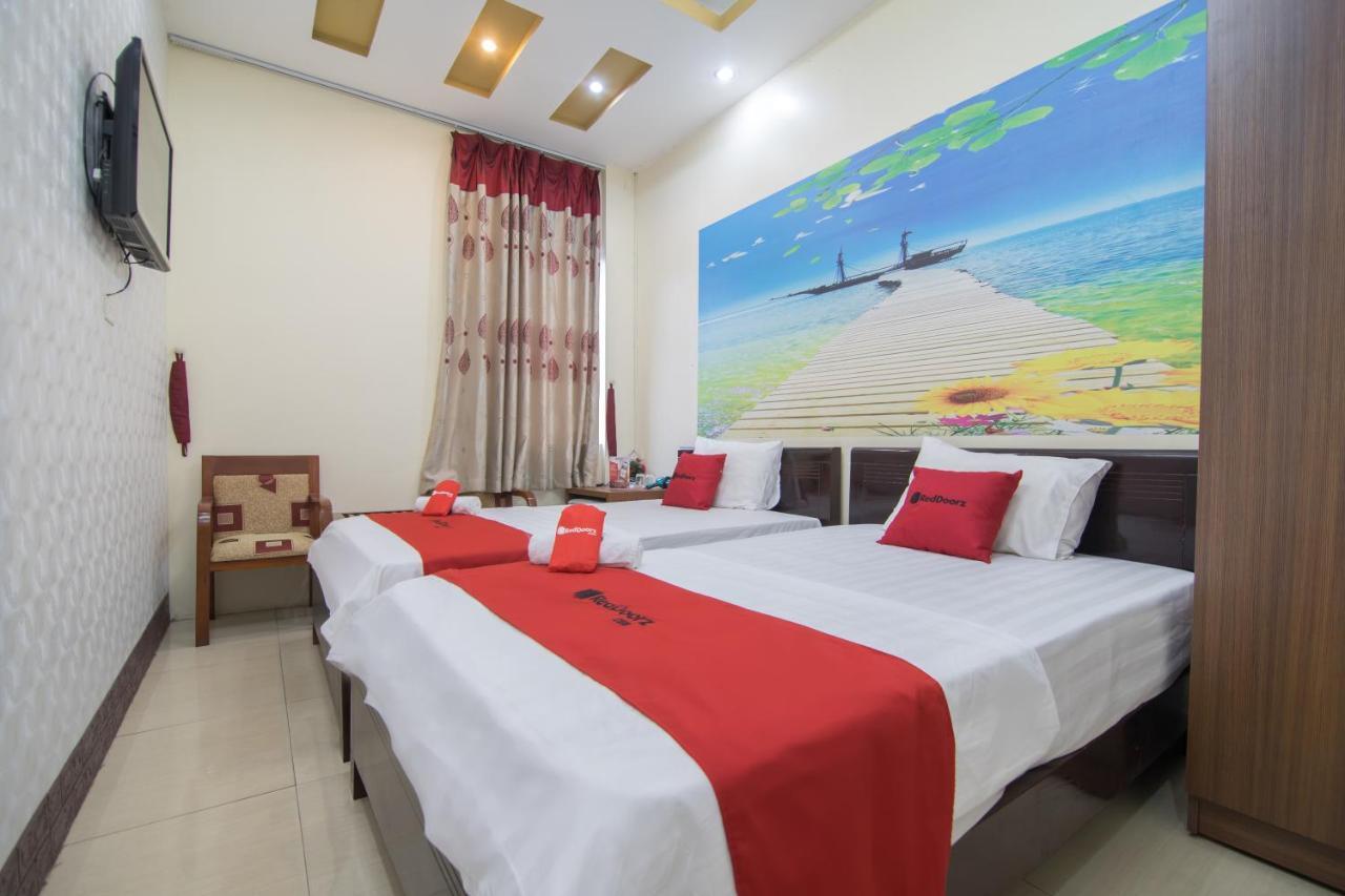 Reddoorz Near Hanoi Railway Station מראה חיצוני תמונה